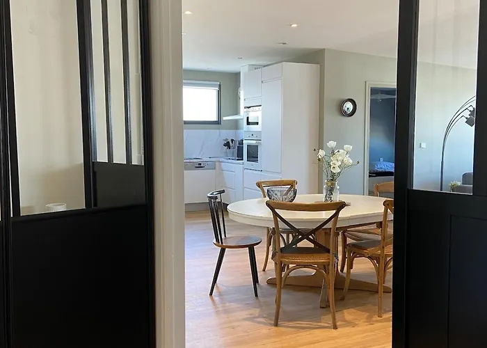 Magnifique A 100 M De La Apartament *