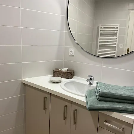 Magnifique A 100 M De La אגון קוטוויל