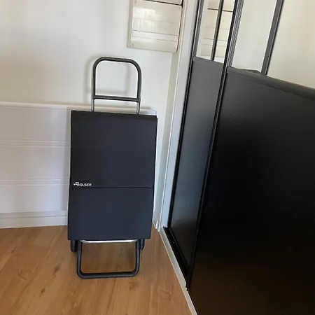 Magnifique A 100 M De La דירה אגון קוטוויל